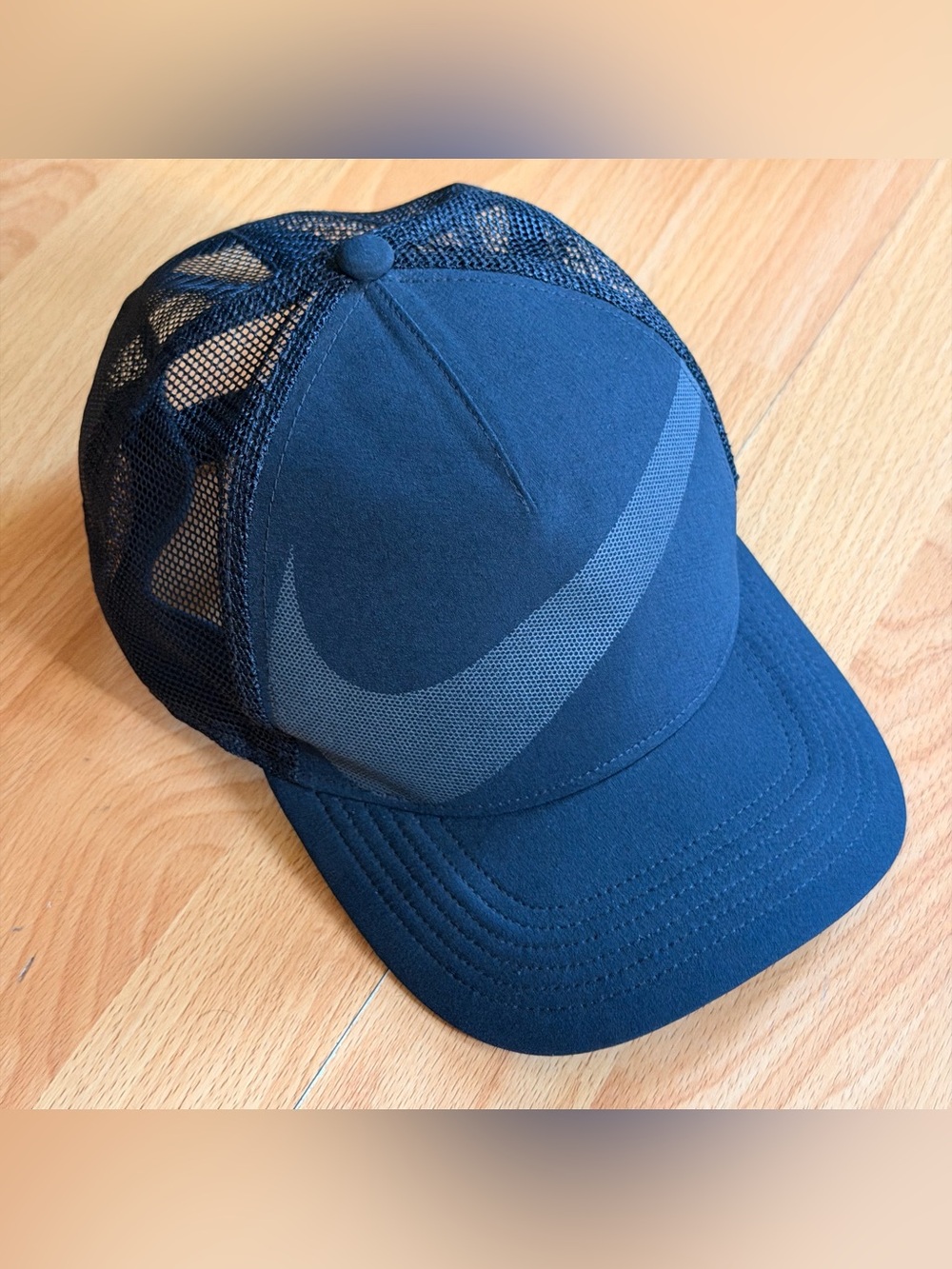 Nike Men's Dark Blue Mesh Swoosh Trucker Hat
